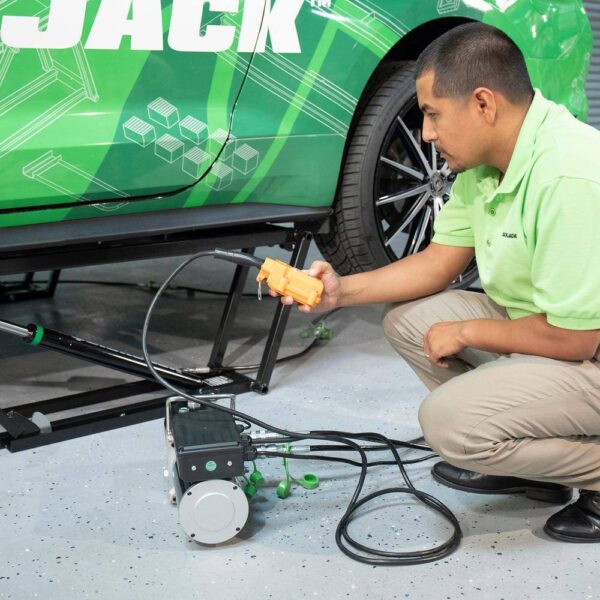 QuickJack 7000TL Portable Car Lift for Trucks & SUVs, 7000 lbs Capacity - Image 9